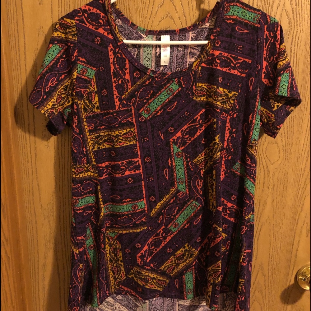 Lularoe top